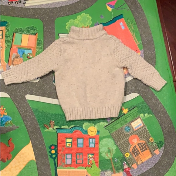 Sweater Size 2T - Picture 2 of 2